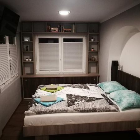 Vihar Apartmaji بوينج المظهر الخارجي الصورة